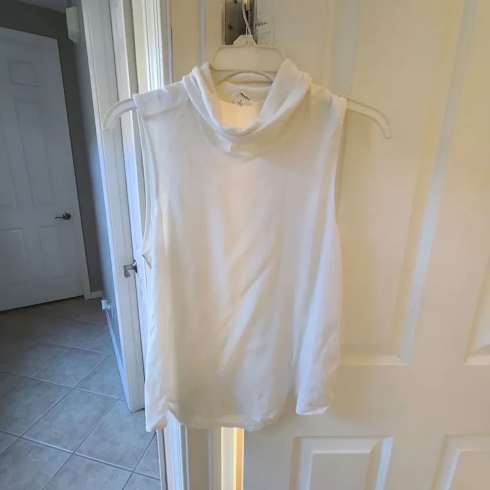 Splendid Mixed Media Soft White Turtleneck Sleeveless Top Size Small